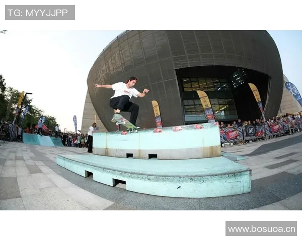 深圳滑板队的蜕变之旅:从街头文化到竞技舞台的真实记录 深圳滑板队的蜕变之旅:从街头文化到竞技舞台的真实记录